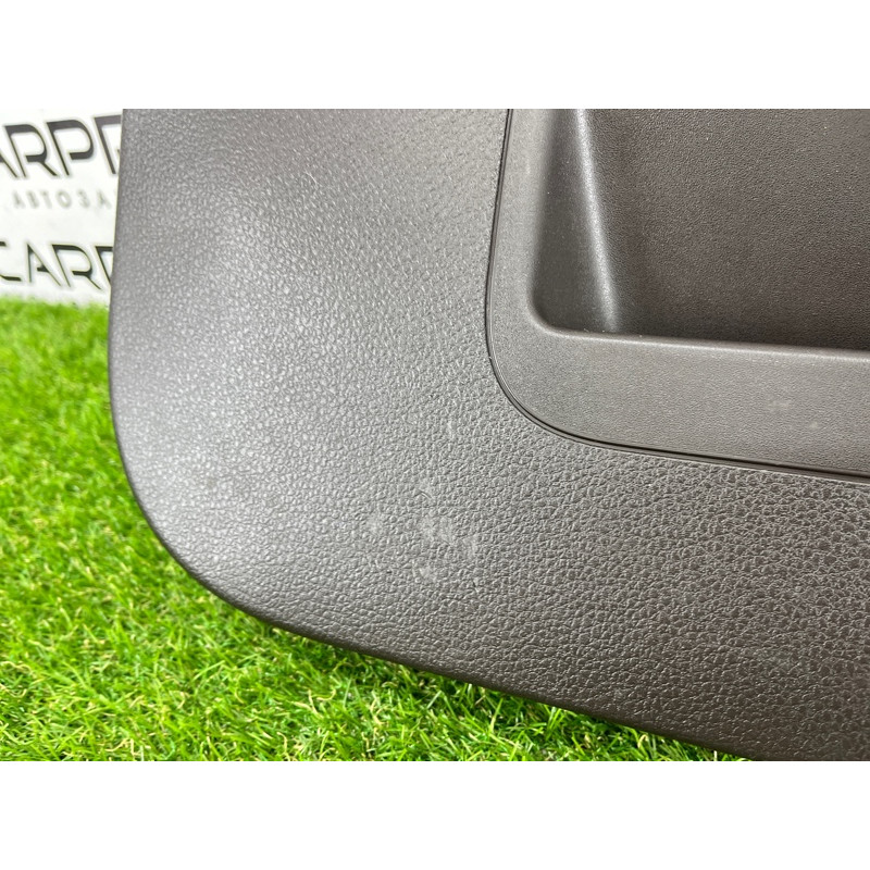 Обшивка крышки багажника (салон) Volkswagen Touareg FL 2015 3.6 7P6867601C3G4