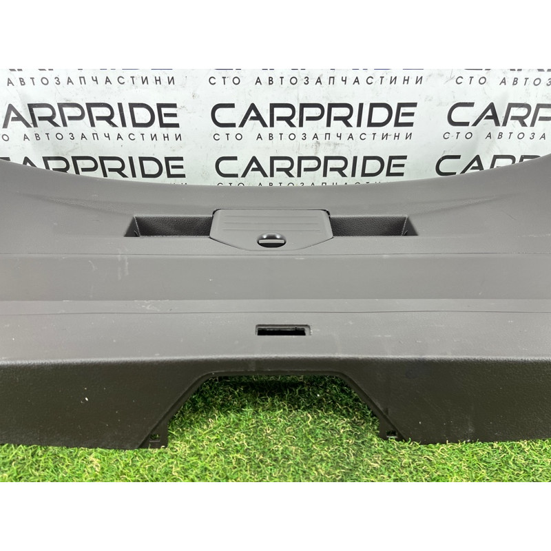 Обшивка крышки багажника (салон) Volkswagen Touareg FL 2015 3.6 7P6867601C3G4