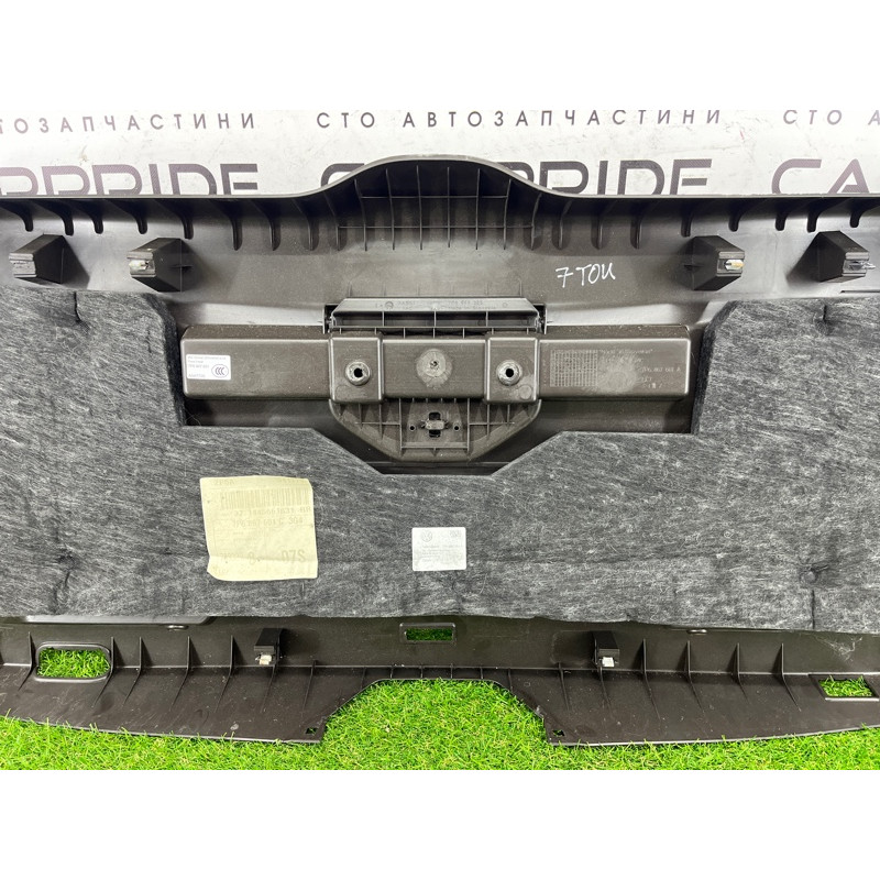 Обшивка крышки багажника (салон) Volkswagen Touareg FL 2015 3.6 7P6867601C3G4