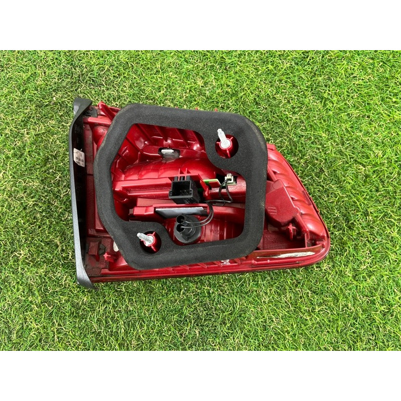 Задний фонарь (оптика) Volkswagen Touareg FL 2015 3.6 7P6945308