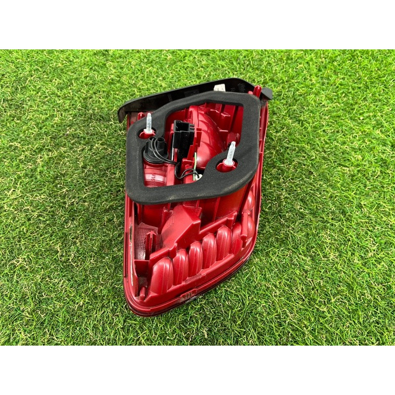 Задний фонарь (оптика) Volkswagen Touareg FL 2015 3.6 7P6945308