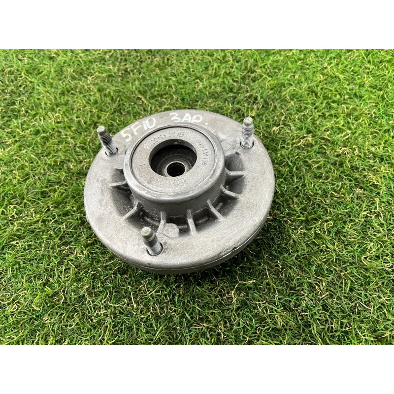 Опора стійки (підвіска) BMW 5-series F10 2011 3.0 33506775735