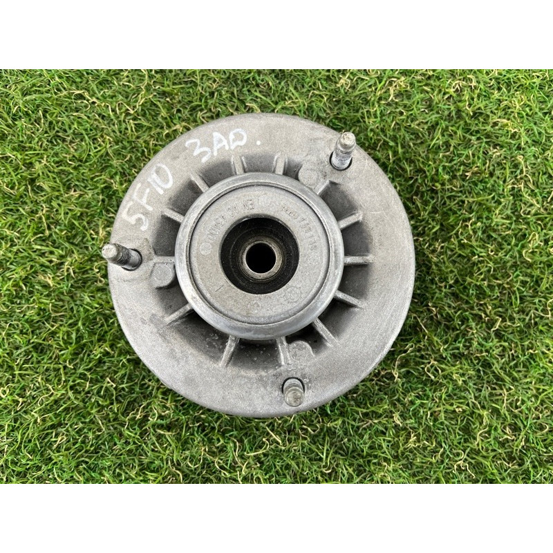 Опора стійки (підвіска) BMW 5-series F10 2011 3.0 33506775735