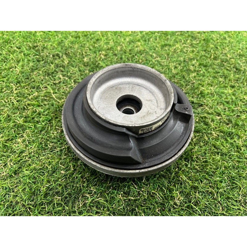 Опора стійки (підвіска) BMW 5-series F10 2011 3.0 33506775735