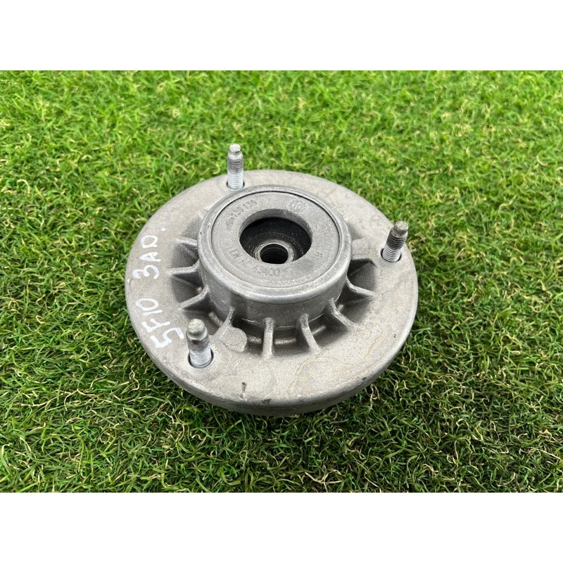 Опора стійки (підвіска) BMW 5-series F10 2011 3.0 33506775735
