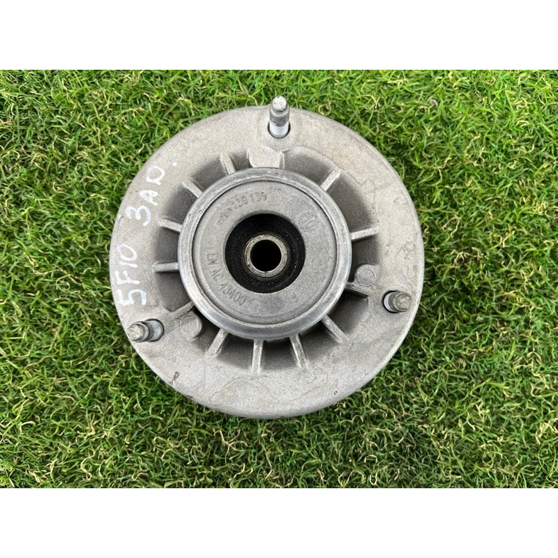 Опора стійки (підвіска) BMW 5-series F10 2011 3.0 33506775735
