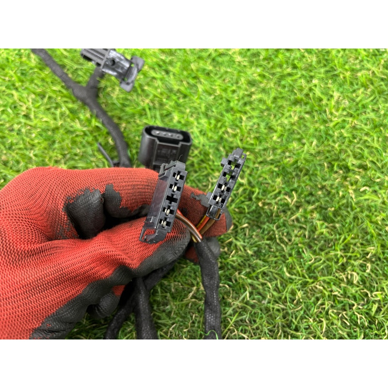 Проводка крышки багажника (электрика) Volkswagen Touareg FL 2015 3.6 7P6971145E