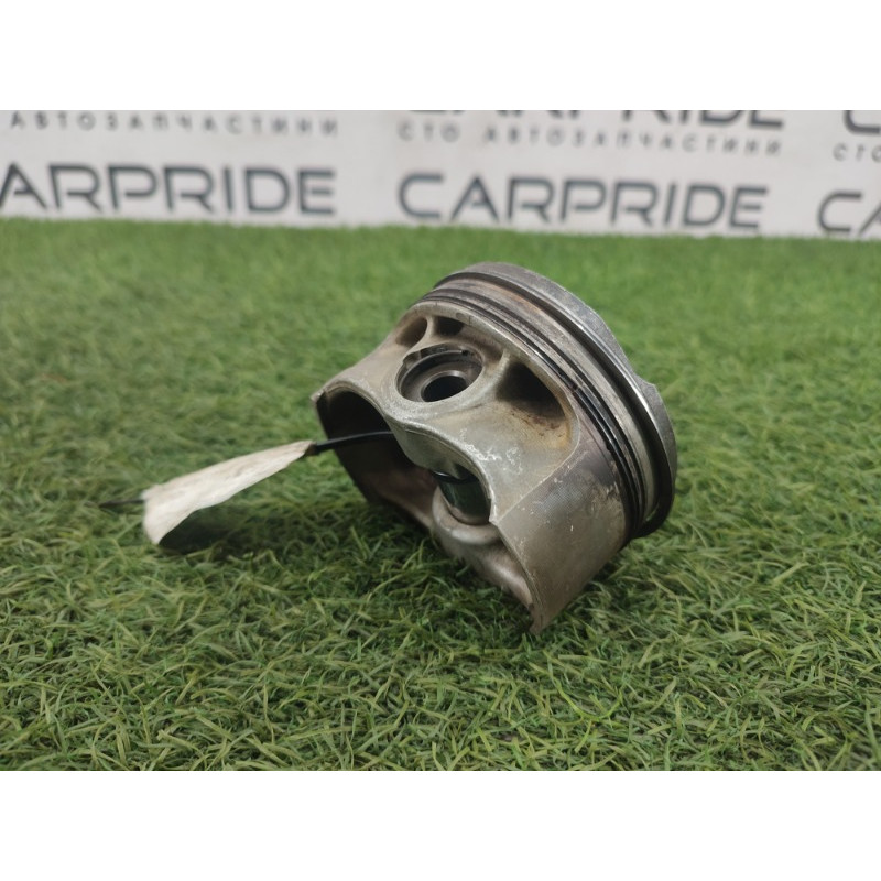 Поршень (двигатель и элементы) BMW 5-series F10 2011 N63B44 11257613626