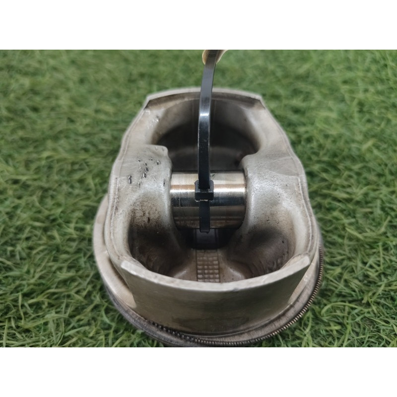 Поршень (двигатель и элементы) BMW 5-series F10 2011 N63B44 11257613626