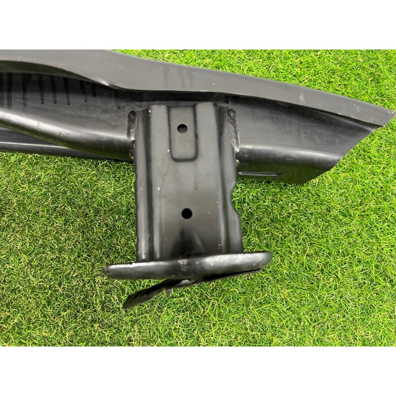 Усилитель бампера (наружные элементы кузова) BMW 2-series F22 2015 2.0 51127285516