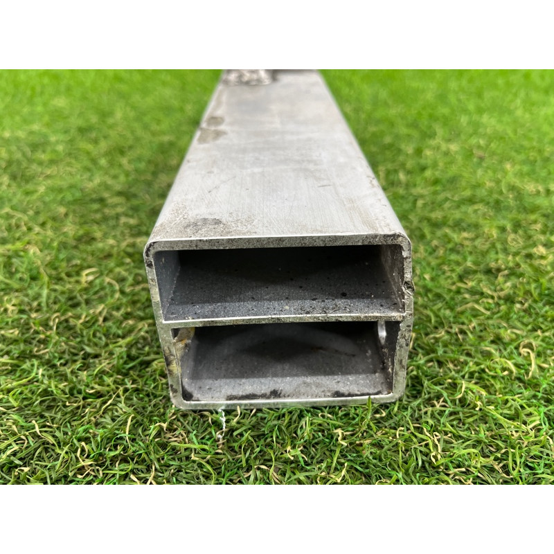 Кронштейн усилителя бампера (стекла и зеркала) AUDI Q5 8R 2012 3.2 CALB 8R0807332C