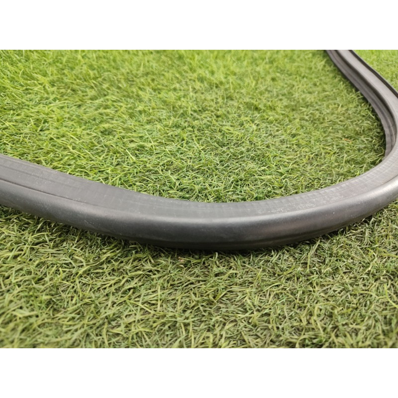 Уплотнитель (кузов и элементы) CHEVROLET Cruze J300 2012 1.8 95440407