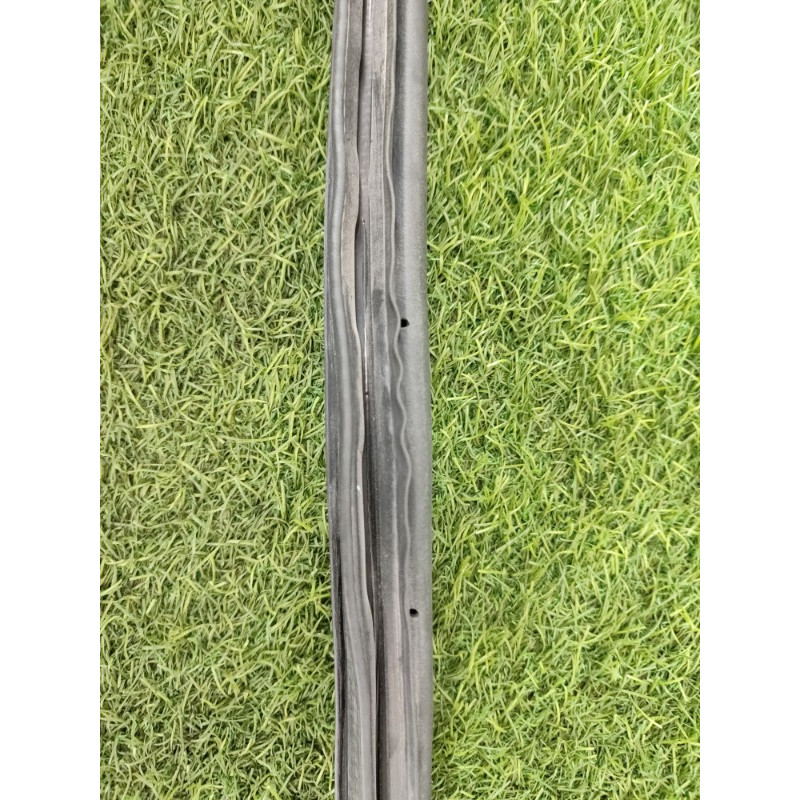 Уплотнитель (кузов и элементы) CHEVROLET Cruze J300 2012 1.8 95440407