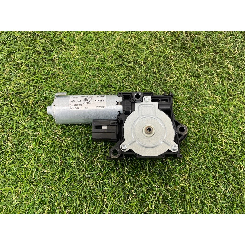 Мотор люка (электрика) AUDI Q7 4M 2018 3.0 TFSi 4M0959591A