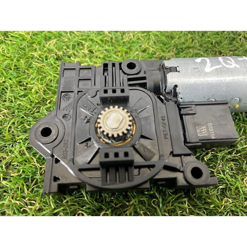 Мотор люка (электрика) AUDI Q7 4M 2018 3.0 TFSi 4M0959591A