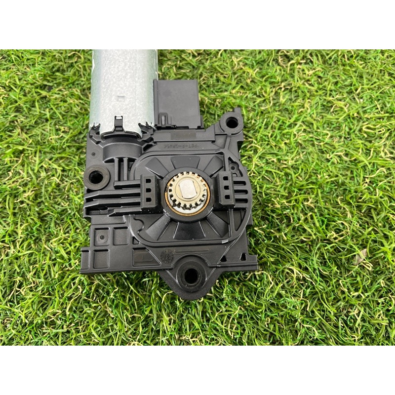 Мотор люка (электрика) AUDI Q7 4M 2017 3.0 TFSi CREC 4M0959591