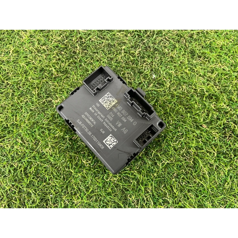 Блок управления люком (электрика / блоки управления) AUDI Q7 4M 2018 3.0 TFSi 4M0907594G