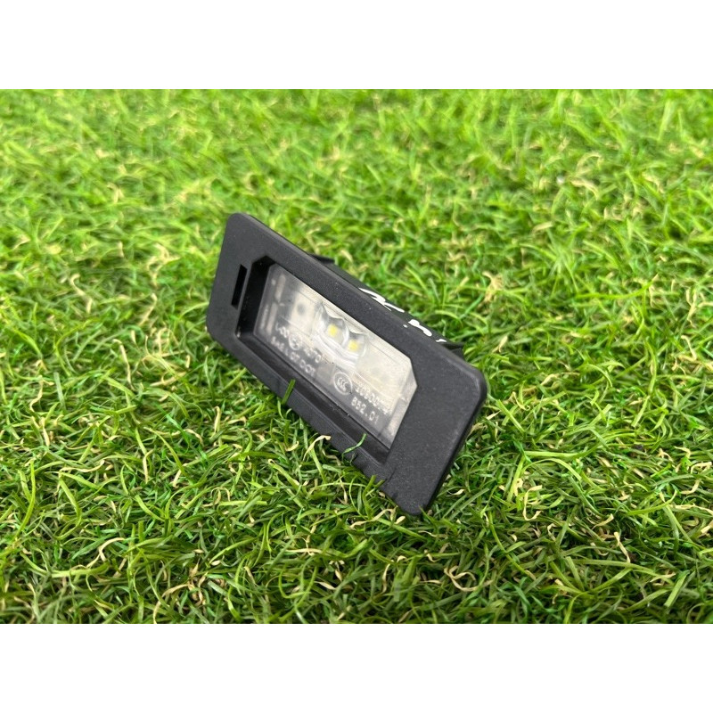 Плафон підсвічування номера (оптика - оптика) BMW 5-series G30 2017 2.0 B46B20 63267410302