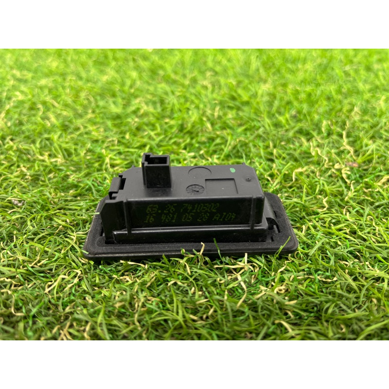 Плафон підсвічування номера (оптика - оптика) BMW 5-series G30 2017 2.0 B46B20 63267410302