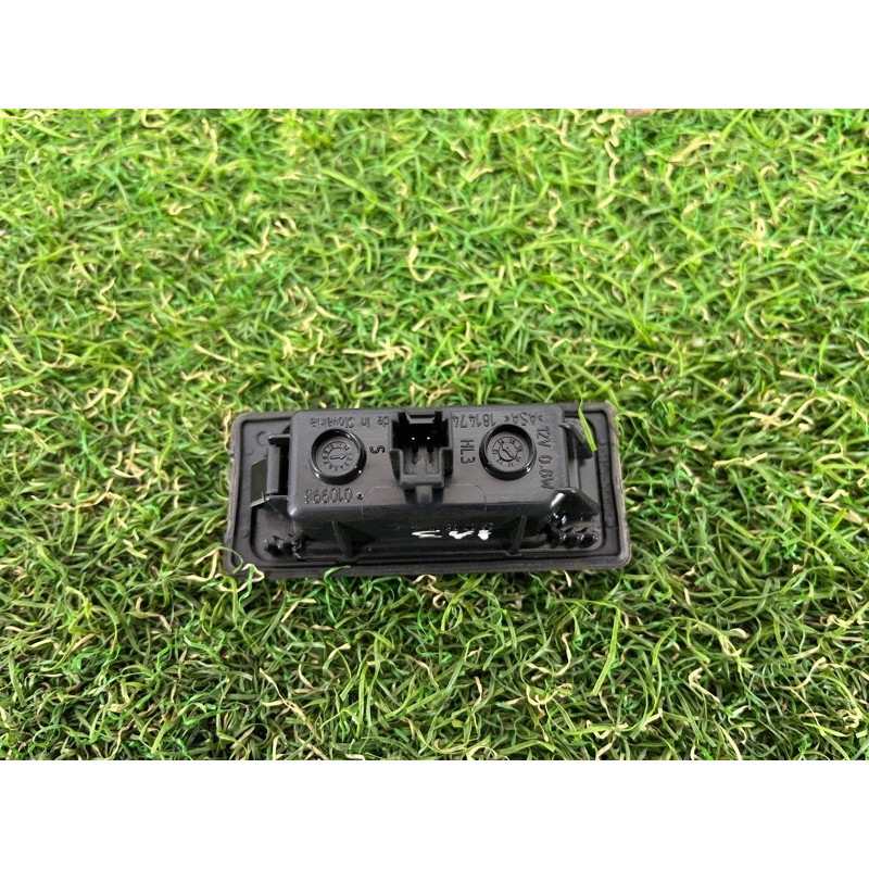 Плафон подсветки номера (оптика) AUDI A3 8V 2015 1.8 4G0943021