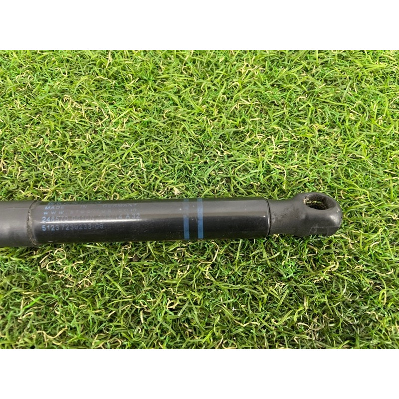 Амортизатор капота (кузов и элементы) BMW 2-series F22 2015 2.0 51237239233