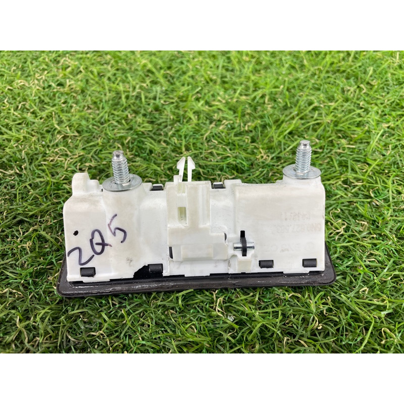 Кнопка открывания крышки багажника (электрика / кнопки) AUDI Q5 8R 2012 3.2 CALB 5N0827566T