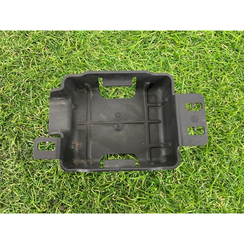 Кронштейн блока системы открывания ворот гаража (кузов и элементы) Volkswagen Touareg FL 2015 3.6 7P6907392