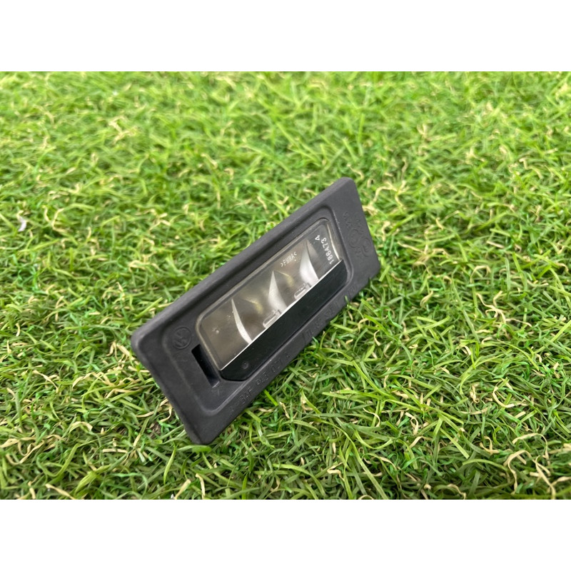 Плафон подсветки номера (оптика) Volkswagen Touareg FL 2015 3.6 3AF943021A