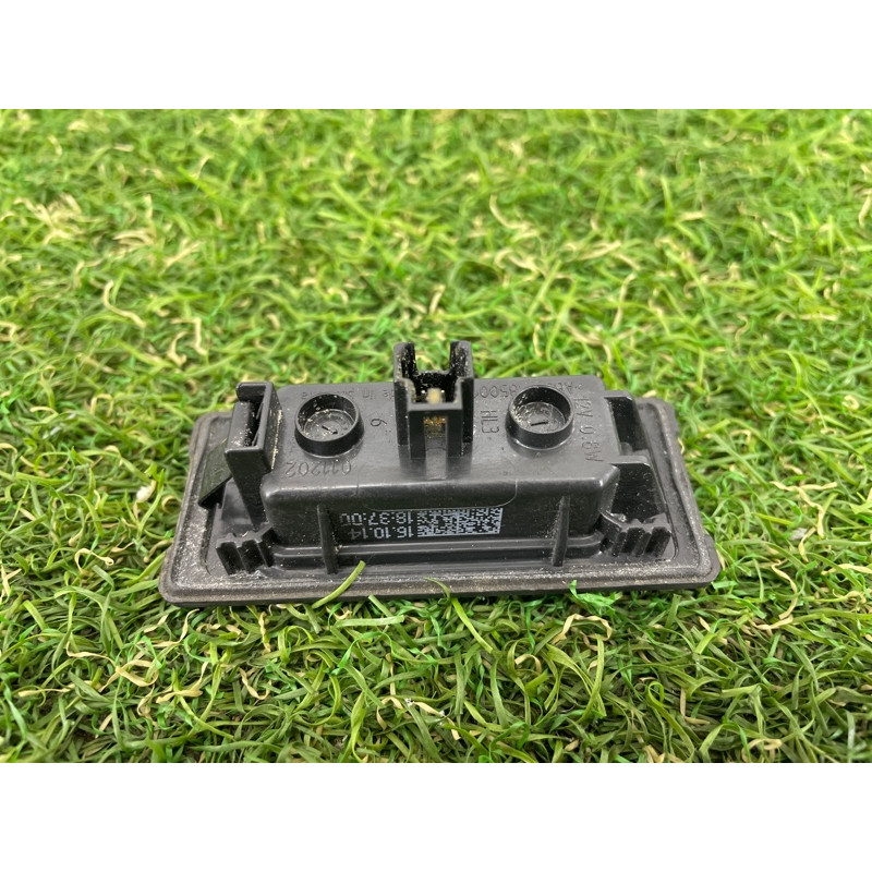 Плафон подсветки номера (оптика) Volkswagen Touareg FL 2015 3.6 3AF943021A