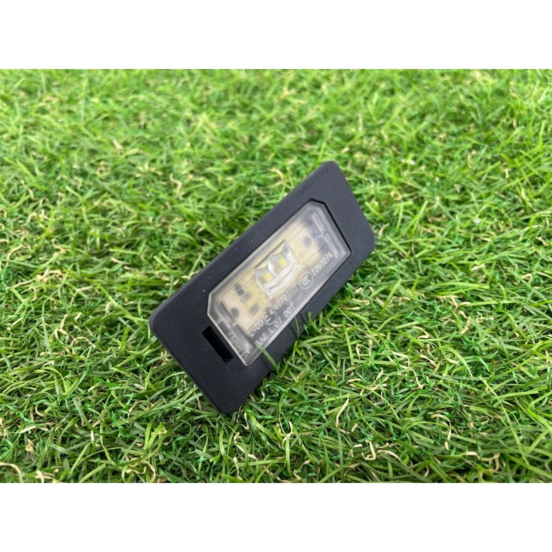 Плафон подсветки номера (оптика) BMW X3 F25 2012 3.0 63267193293