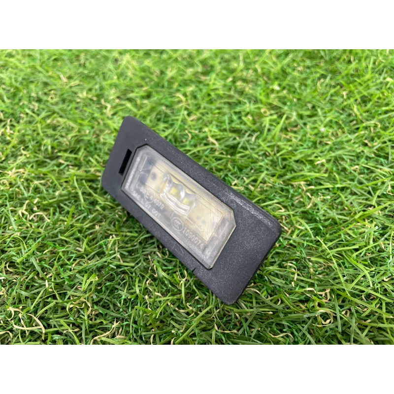 Плафон подсветки номера (оптика) BMW X3 F25 2012 3.0 63267193293