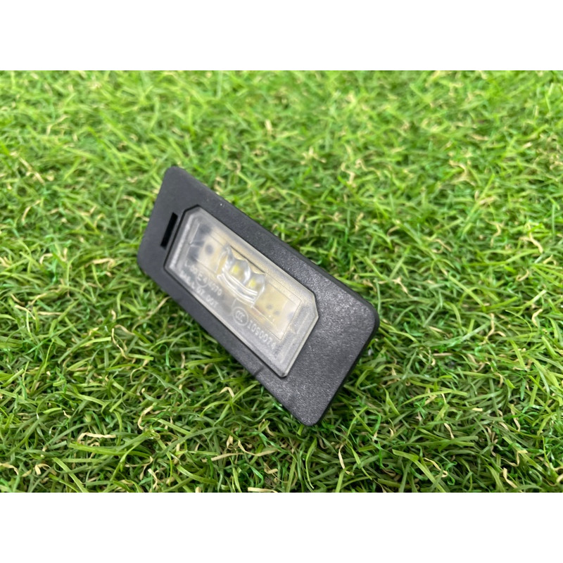 Плафон подсветки номера (оптика) BMW X3 F25 2012 3.0 63267193293