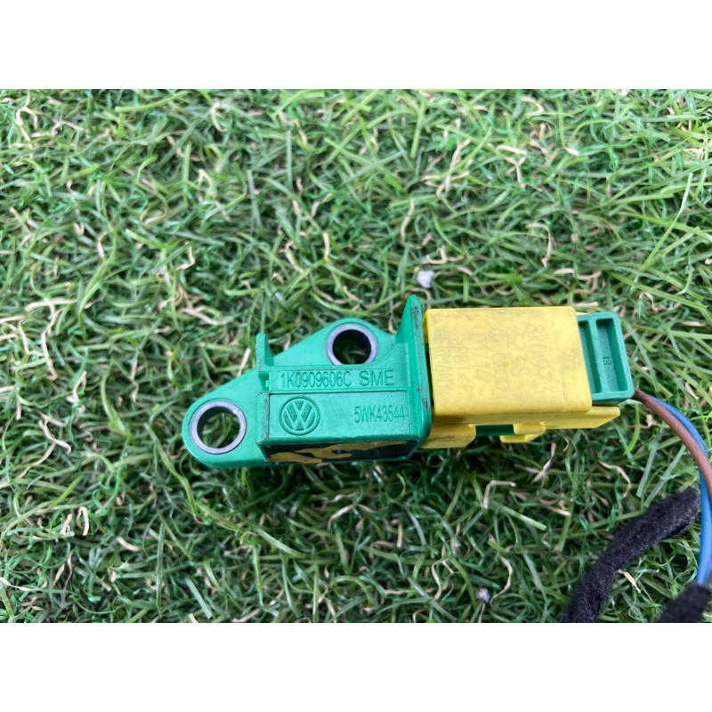 Датчик удара (электрика / датчики) AUDI Q7 4L 2014 3.0 TFSi CTWB 1K0909606C