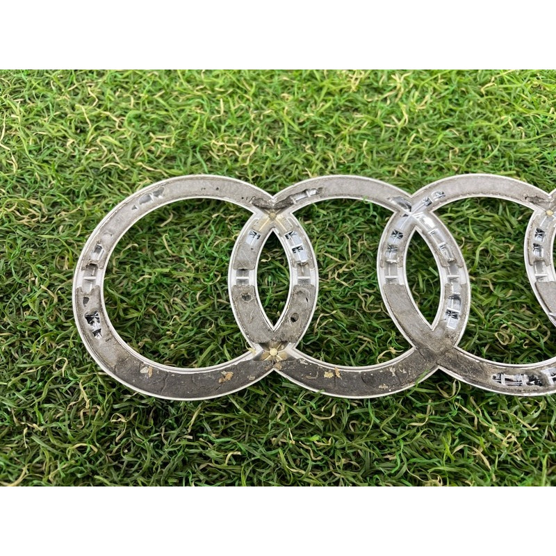 Эмблема (кузов и элементы) AUDI Q5 8R 2012 3.2 CALB 4208537422ZZ
