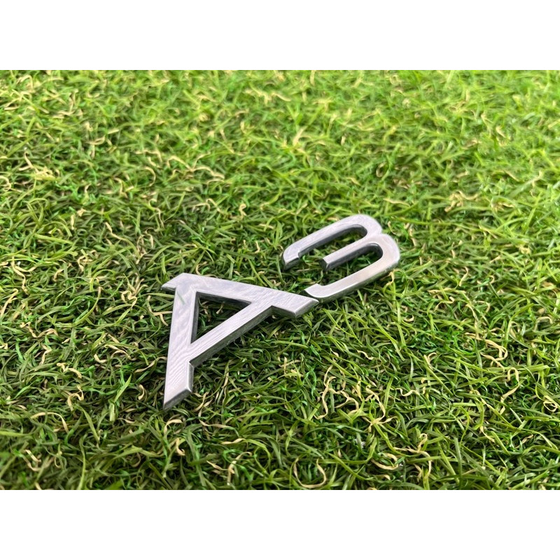 Эмблема (кузов и элементы) AUDI A3 8V 2018 2.0 CZRA 8P08537412ZZ