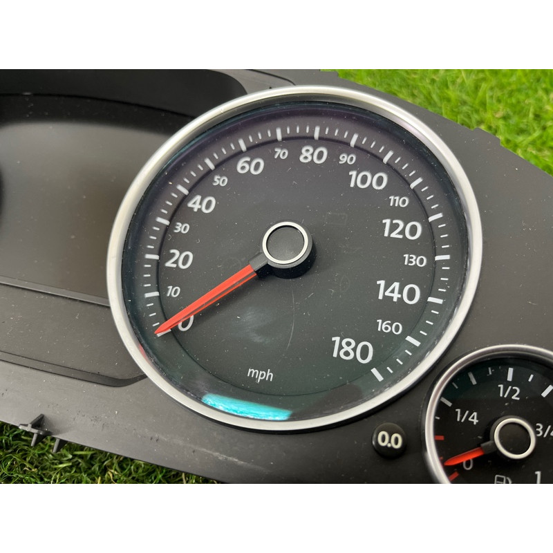 Панель приладів (салон) Volkswagen Touareg II NF 2013 3.0 7P6920981