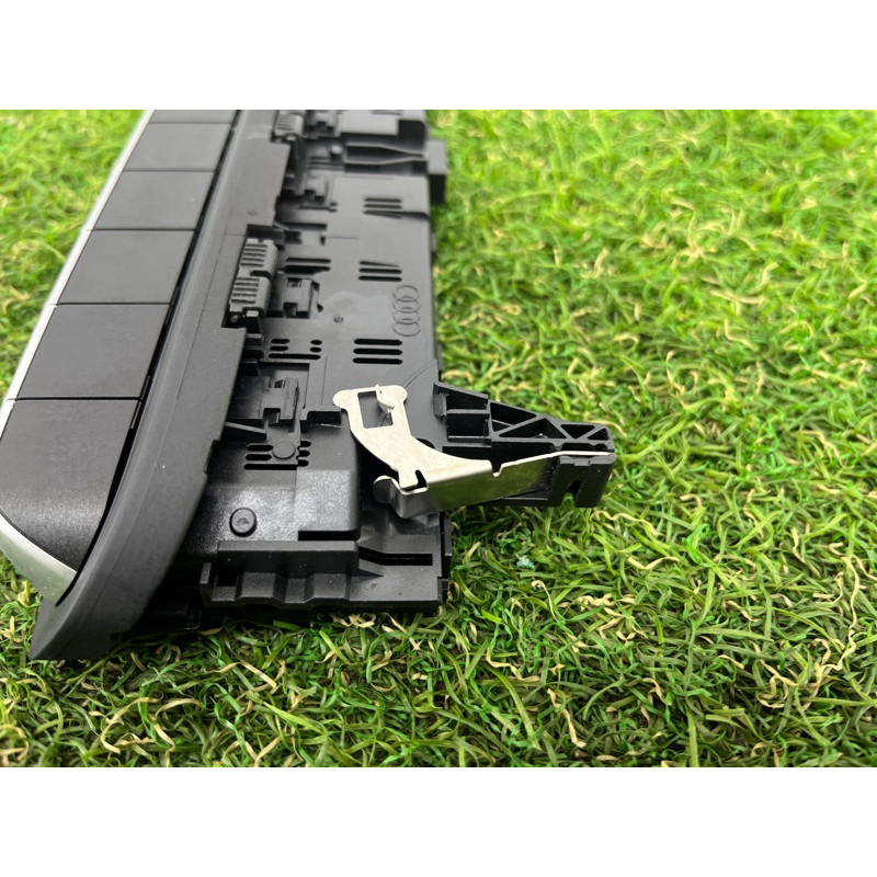 Блок кнопок (электрика / кнопки) AUDI A4 B9 2017 2.0 8W0925301AT5PR