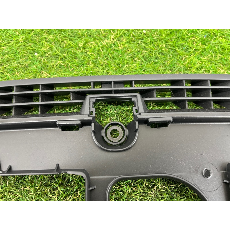 Накладка торпеды (салон) AUDI Q5 8R 2012 3.2 CALB 8R1819635A6PS