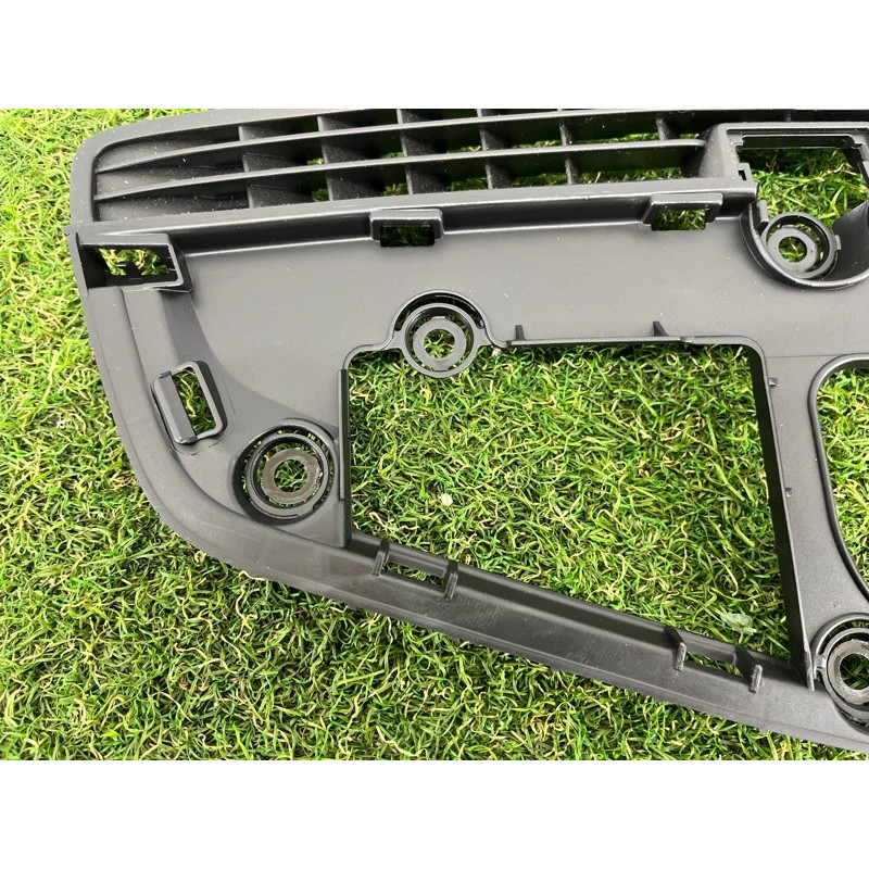 Накладка торпеды (салон) AUDI Q5 8R 2012 3.2 CALB 8R1819635A6PS