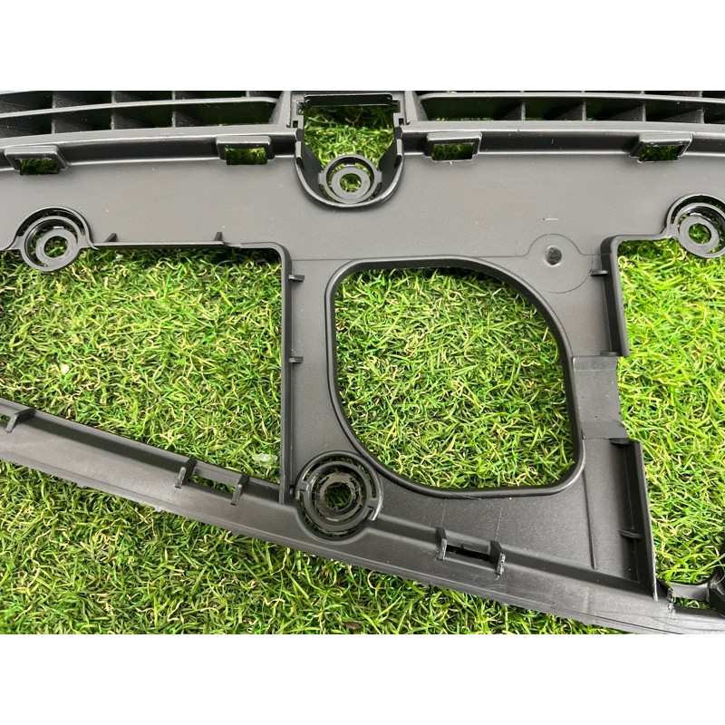 Накладка торпеды (салон) AUDI Q5 8R 2012 3.2 CALB 8R1819635A6PS