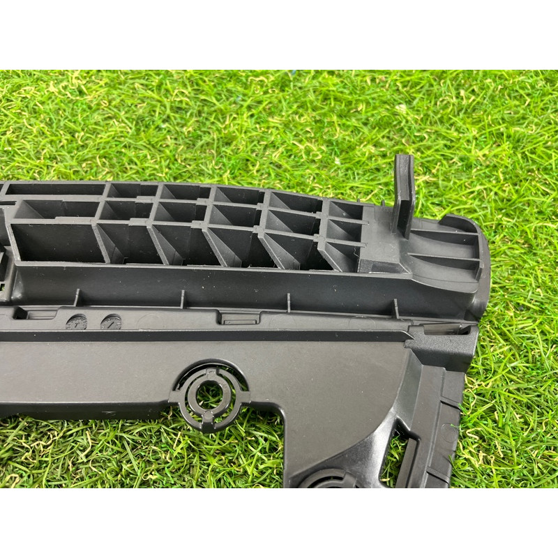 Накладка торпеды (салон) AUDI Q5 8R 2012 3.2 CALB 8R1819635A6PS