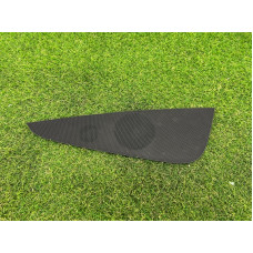 Крышка динамика в торпедо