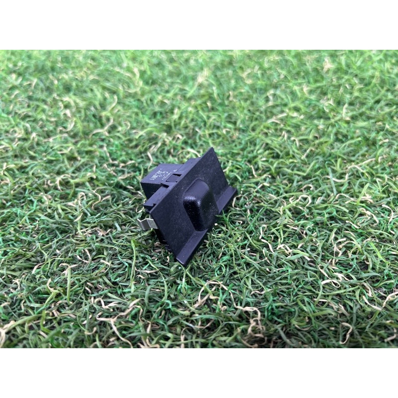 Датчик света (электрика / датчики) AUDI Q5 8R 2012 3.2 CALB 8K0907539