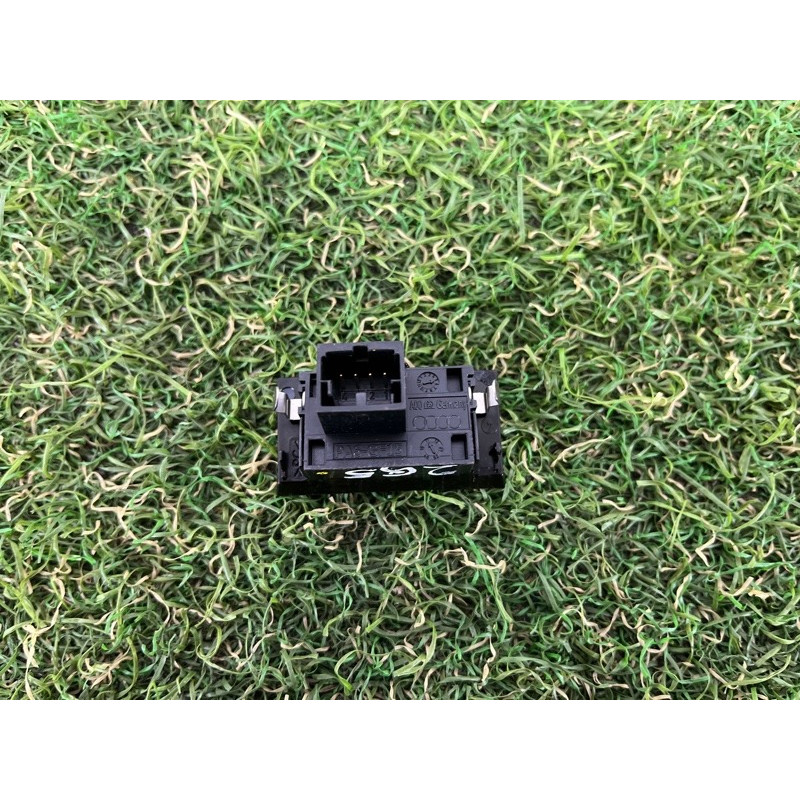 Датчик света (электрика / датчики) AUDI Q5 8R 2012 3.2 CALB 8K0907539