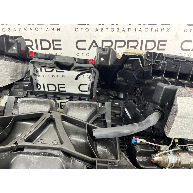 Торпеда (салон) BMW 5-series G30 2017 2.0 B46B20 51459868771
