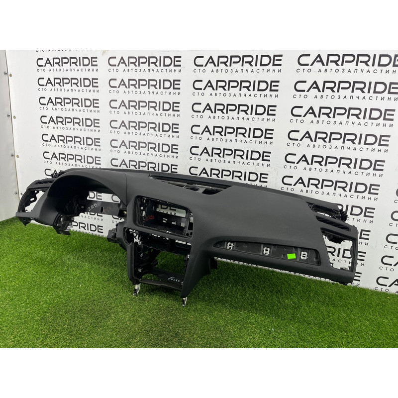 Торпедо (салон) AUDI Q5 8R 2012 3.2 CALB 8R1857003G24A