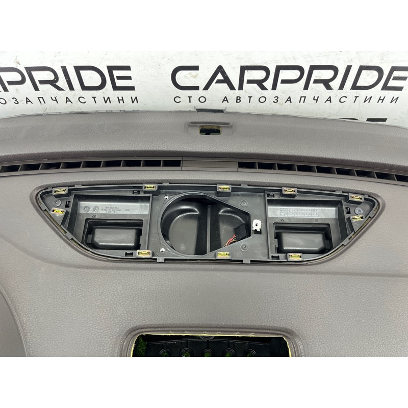 Торпедо (салон) Volkswagen Touareg FL 2015 3.6 7P1857003GHA3