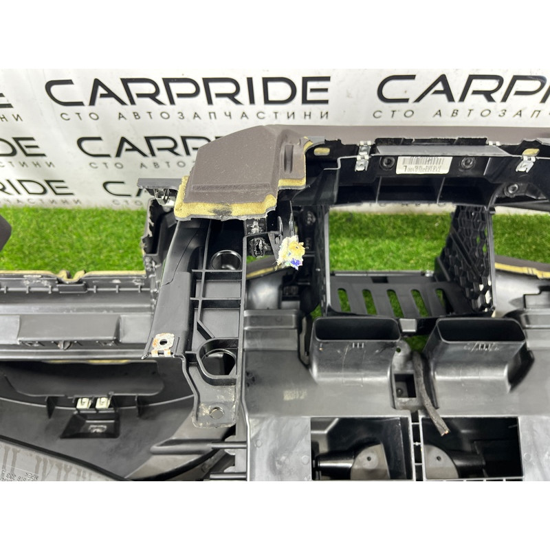 Торпедо (салон) Volkswagen Touareg FL 2015 3.6 7P1857003GHA3