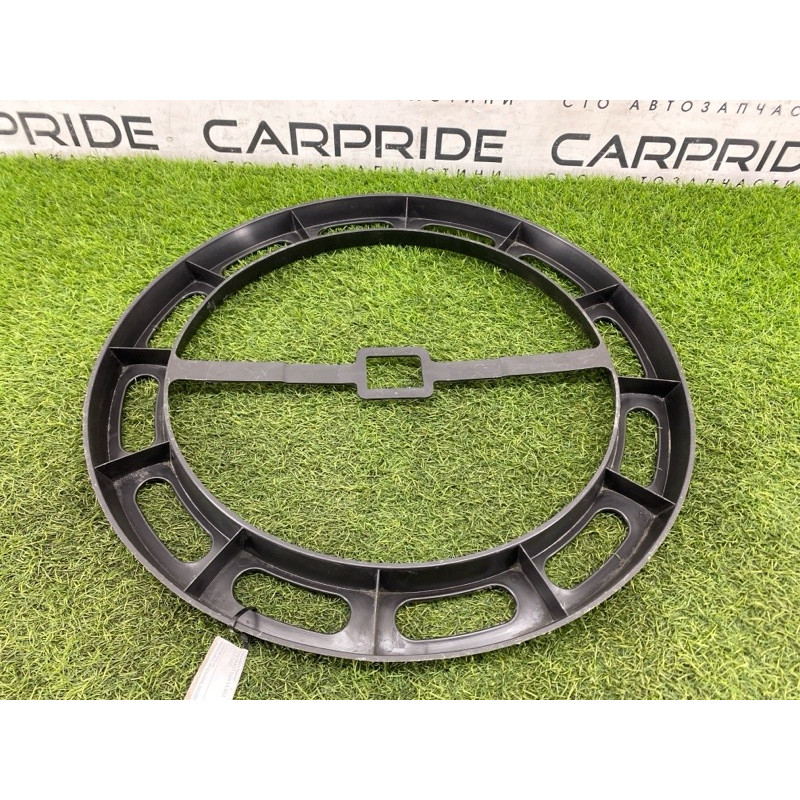 Крепление запасного колеса (кузов и элементы) CHEVROLET Cruze J300 2012 1.8 13273001