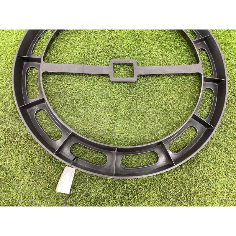 Крепление запасного колеса (кузов и элементы) CHEVROLET Cruze J300 2012 1.8 13273001